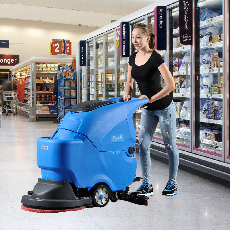 手推式洗地机在市场中的使用最为广泛