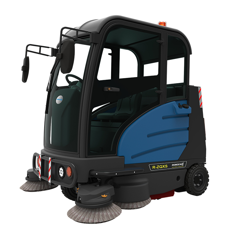 扫地车具有吸尘功能避免对空气的二次污染